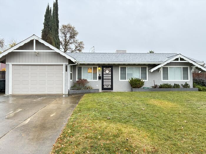 Photo of 7452 Rollingwood Blvd Citrus Heights CA 95621